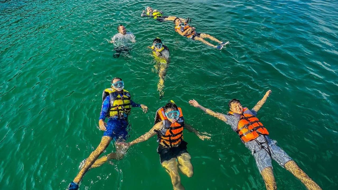 튜브 리조트 코롱 산로엠 외부 사진