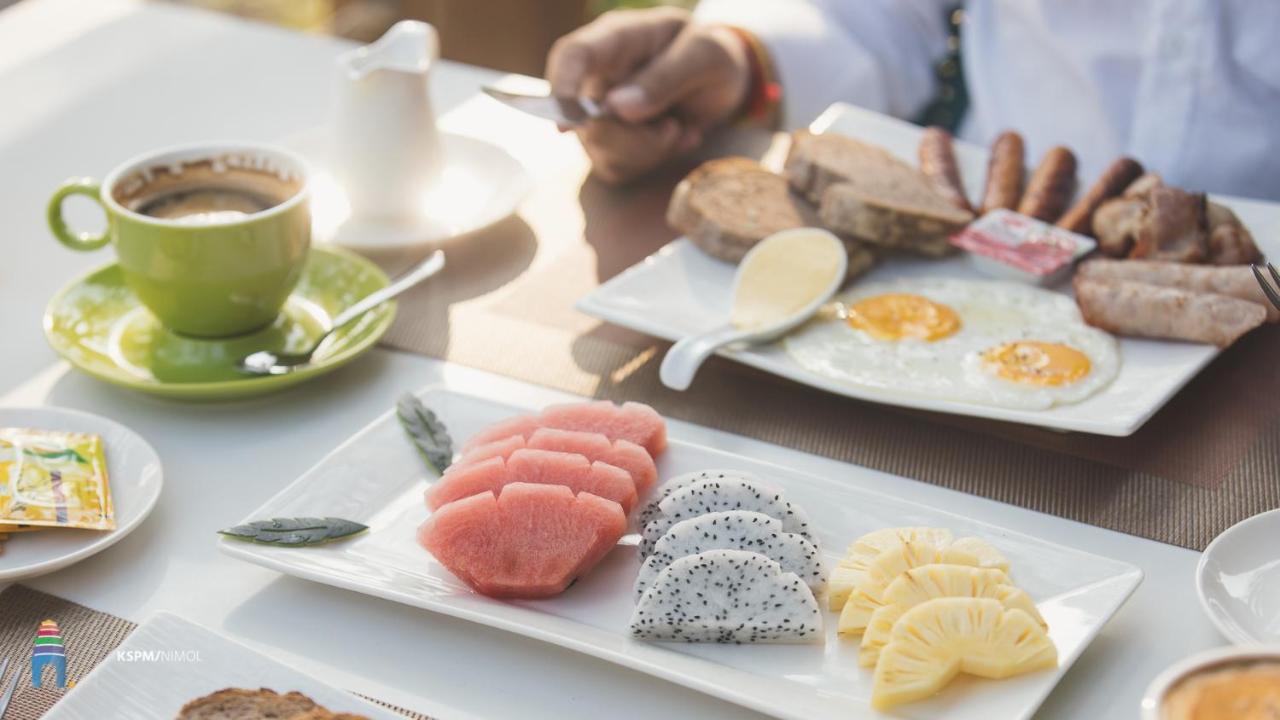 튜브 리조트 코롱 산로엠 외부 사진